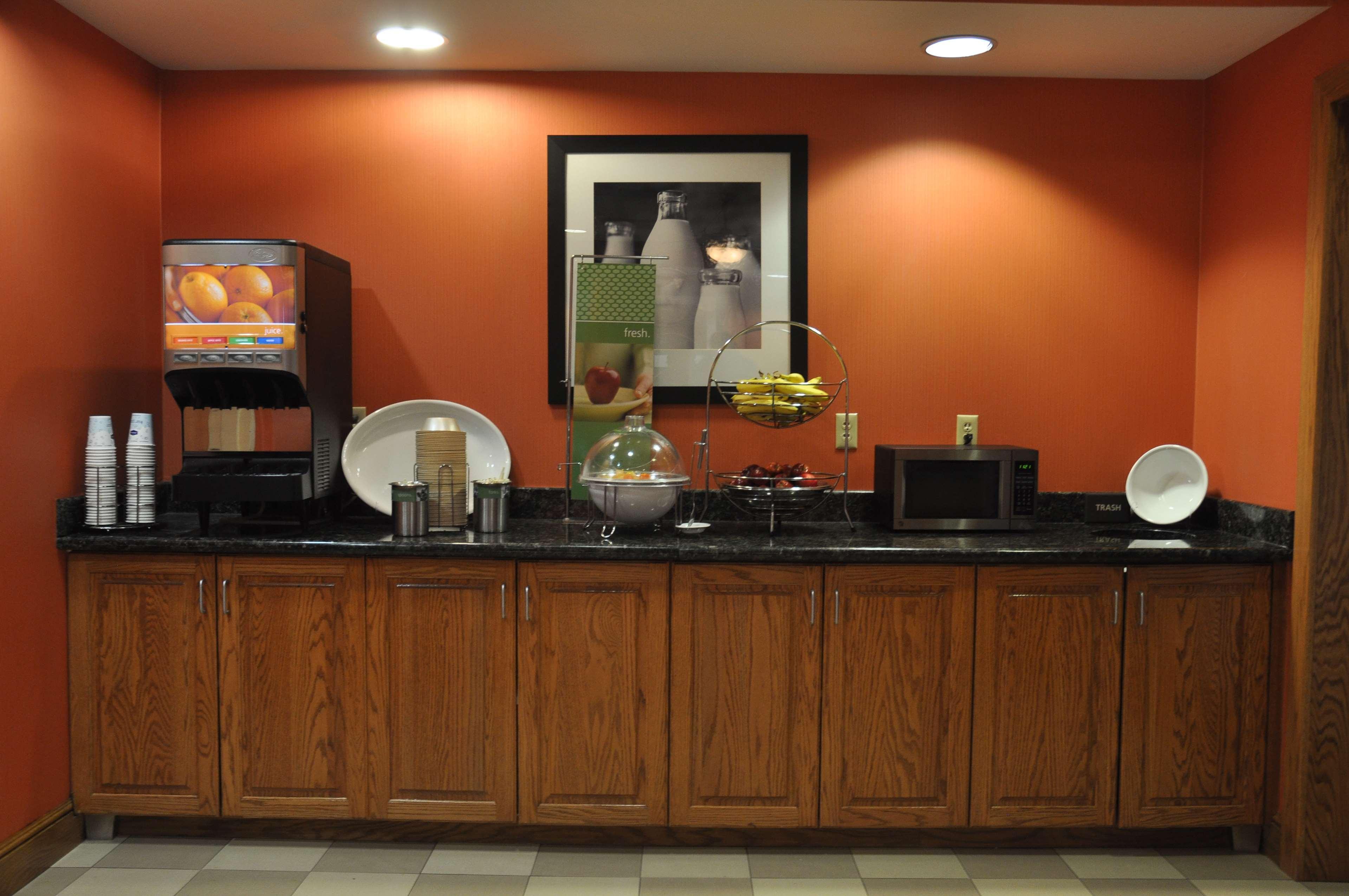 Hampton Inn Stony Creek Exterior photo
